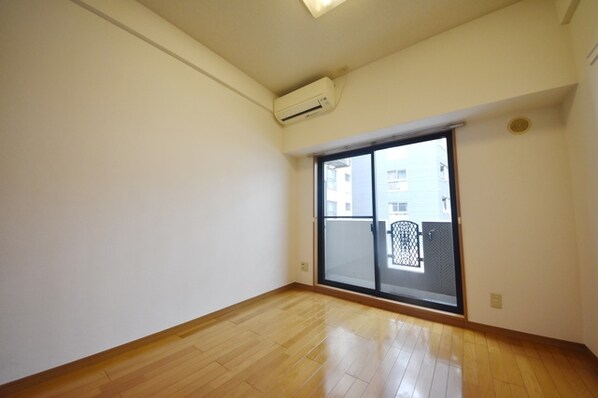 メインステージ日本橋箱崎の物件内観写真